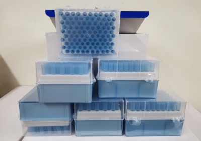 Biologix 1000μl Clear Pipette Tips 21-1000, Racked, Box